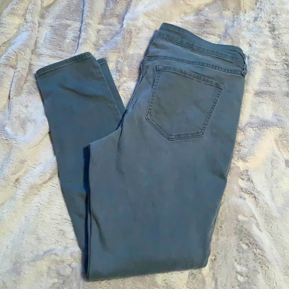 Rockstar mid rise skinny jeans